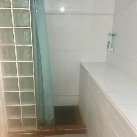 Проживання в сім'ї Casa 1808 *